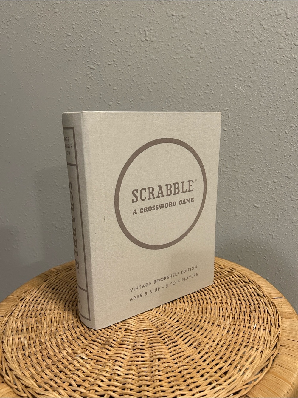 Scrabble Vintage Bookshelf Edition